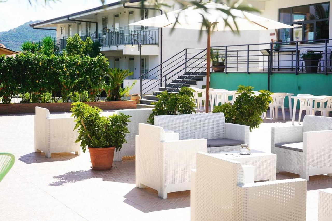Medimare Residence Club Патти Экстерьер фото