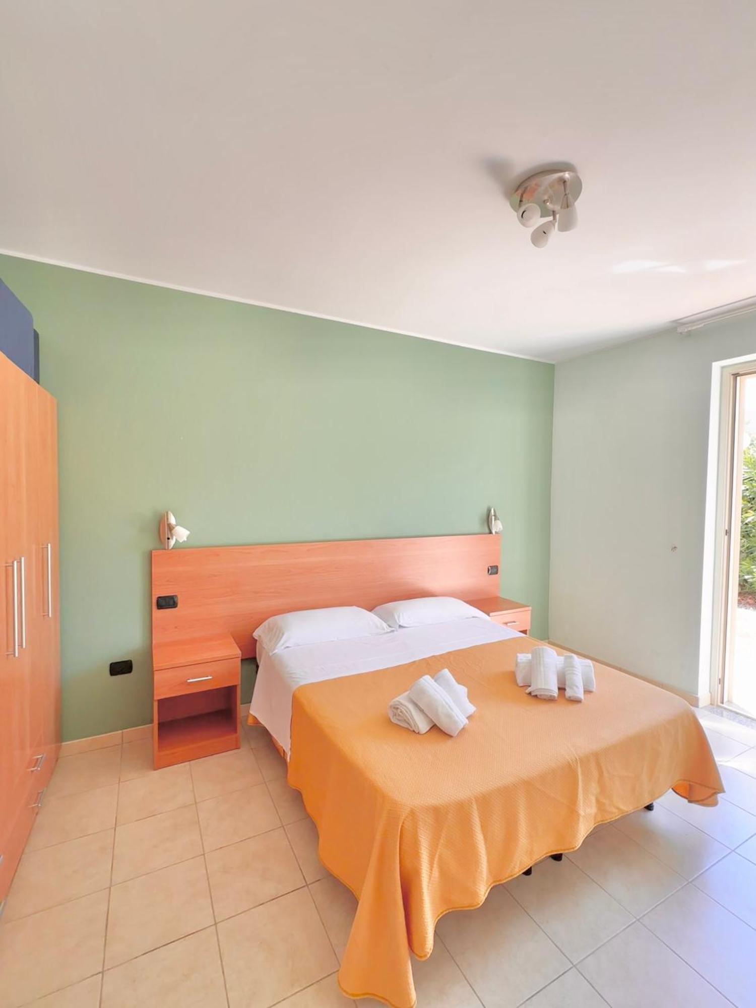Medimare Residence Club Патти Экстерьер фото