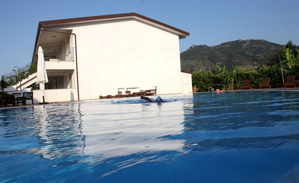 Medimare Residence Club Патти Экстерьер фото